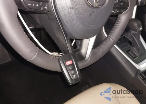 2025 Toyota Rav4 Xle Premium from USA, damaged, VIN 2T3A1RFV8SW524091